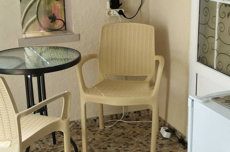 Трёхместный номер с верандой 1