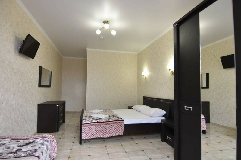 Стандарт 3-х местный с отдельным входом