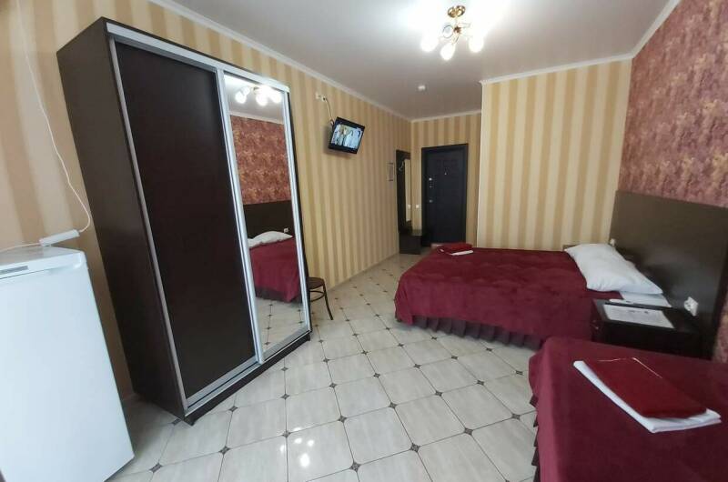 Стандарт 3-х местный с балконом