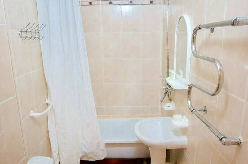 Двухкомнатный 4-х местный «Полулюкс» с балконом