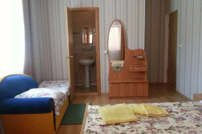 Трехместный номер «Стандарт»