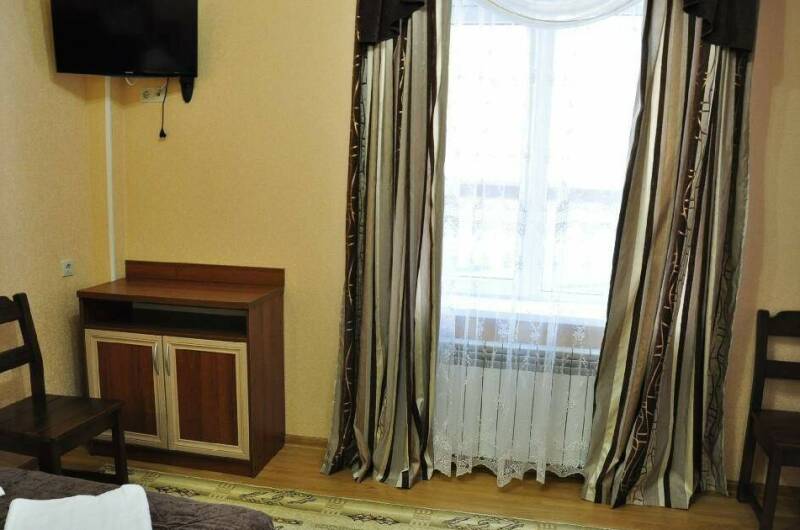 Двухкомнатный 5-ти местный номер «Люкс» с кухней