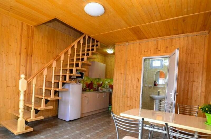 Двухэтажный домик