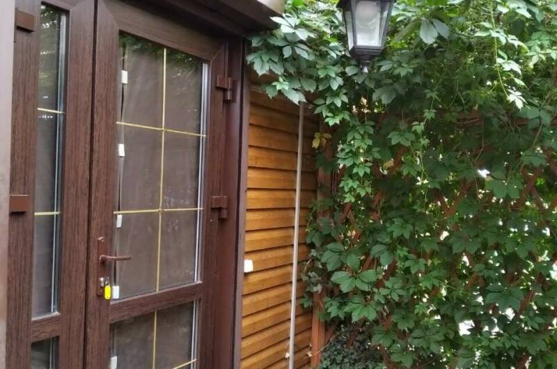 Двухэтажный домик