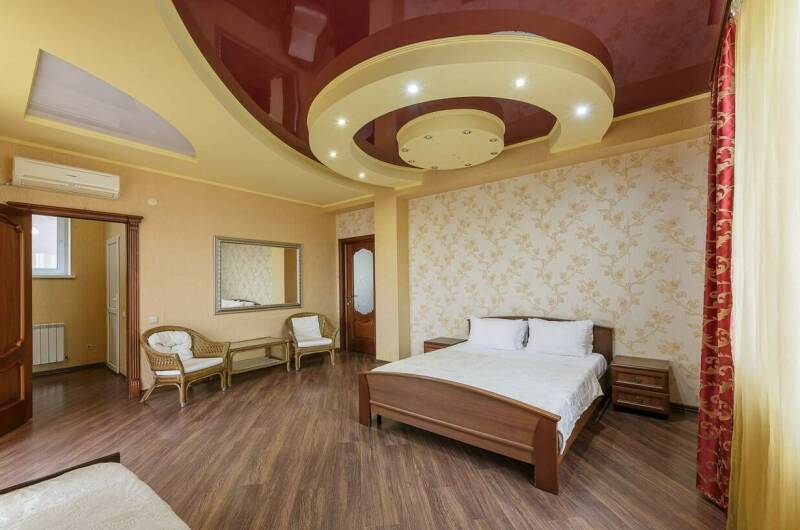 «Люкс» с балконом 3х места+ доп 1 место