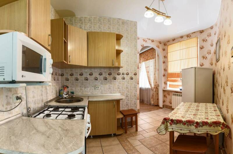 «Люкс» с отдельным входом и своей кухней