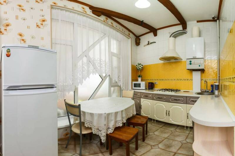 «Люкс» с отдельным входом и своей кухней