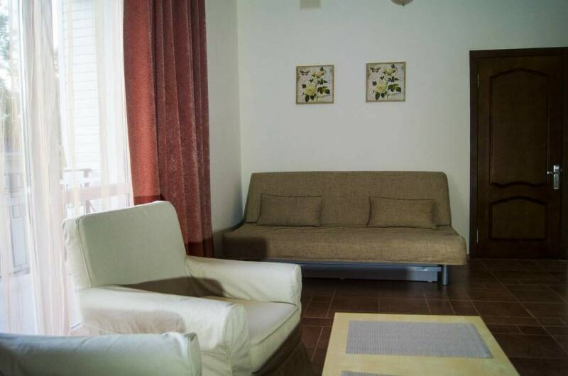 Семейная комната с балконом на 3−5 человек