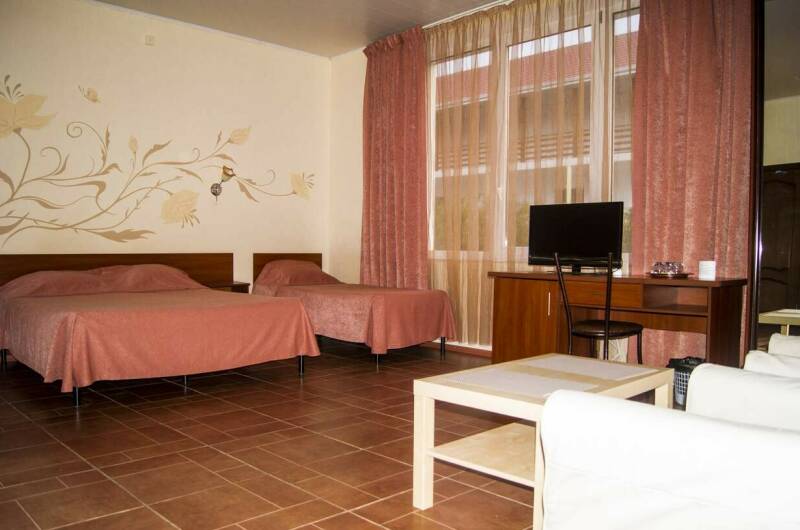 Семейная комната с балконом на 3−5 человек