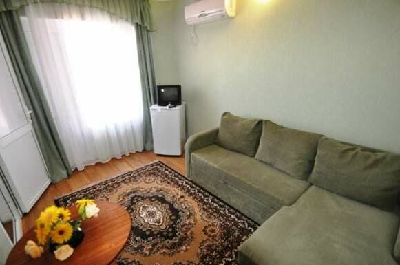 6-ти местный 2-комнатный «Полулюкс»