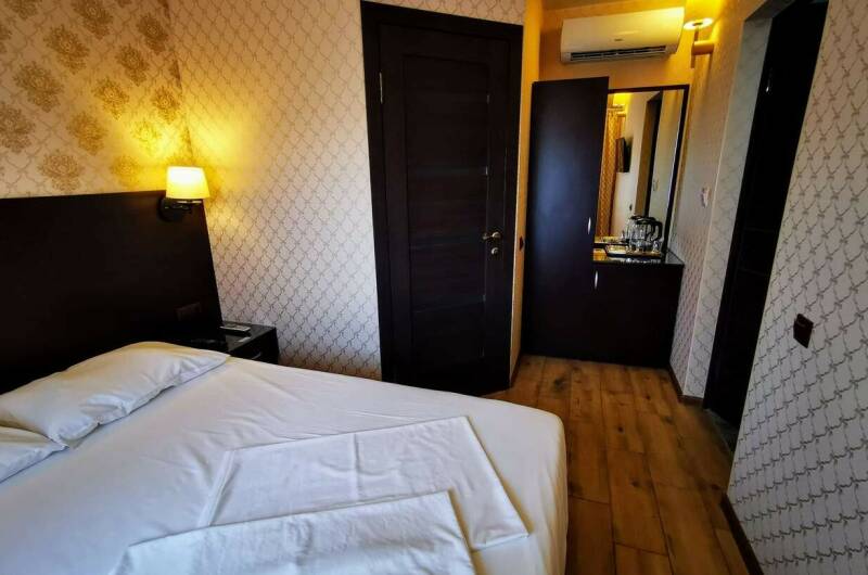 2-х местный «Люкс» с ванной комнатой (1)