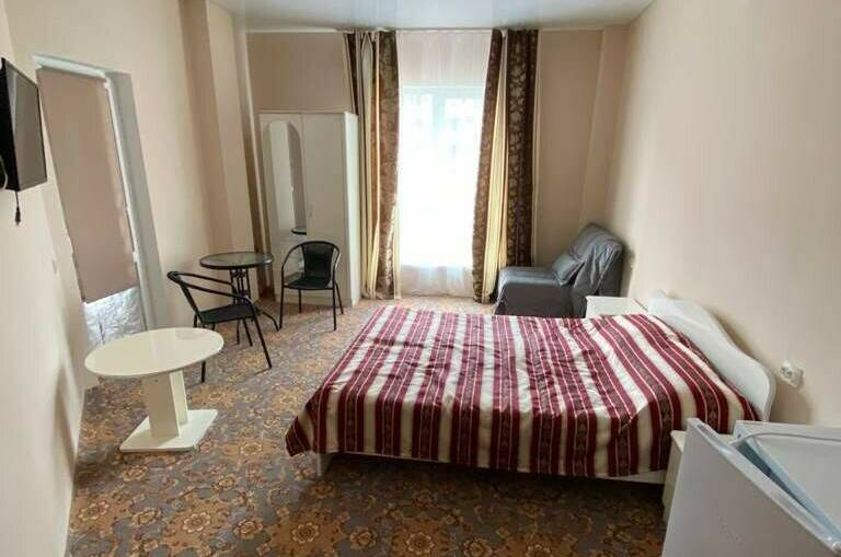 Трёхместный Де Люкс с балконом