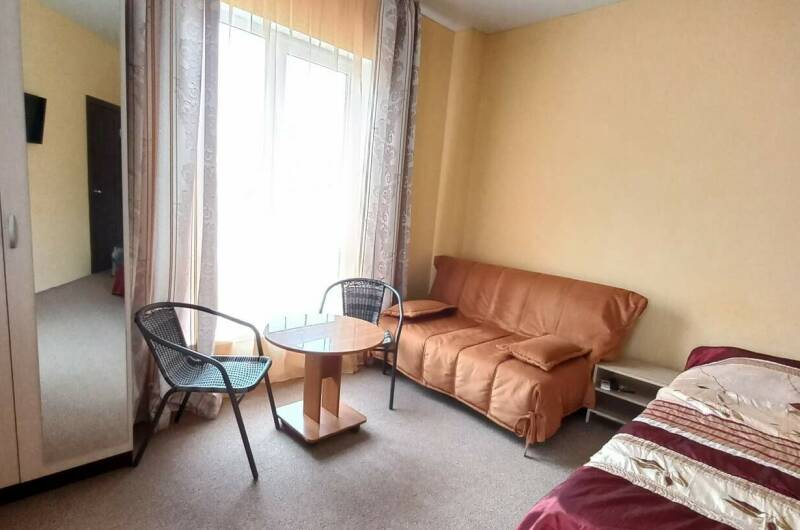 Четырехместный Де Люкс с балконом