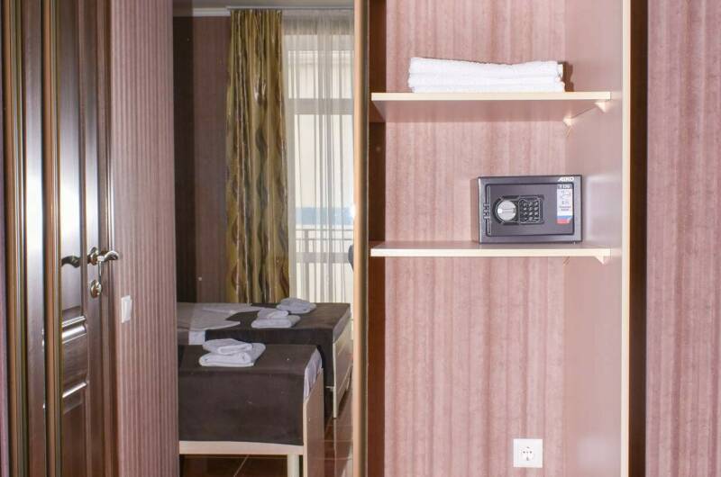 Трёхместный «Стандарт» с балконом