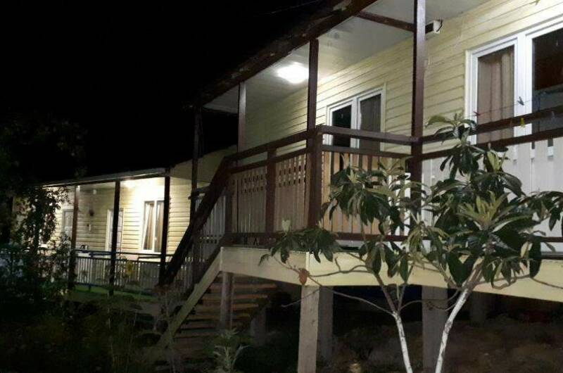 «Бунгало» с видом на сад