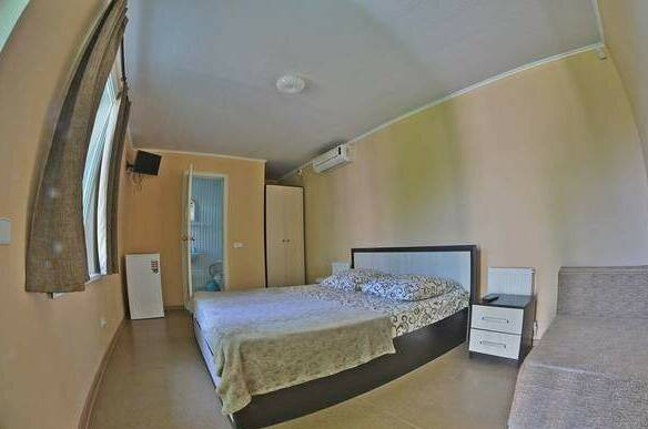 Номер «Трехместный эконом»