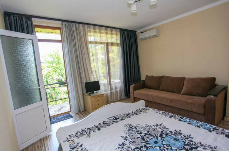 «Вьющийся кампсис» 4-х местный