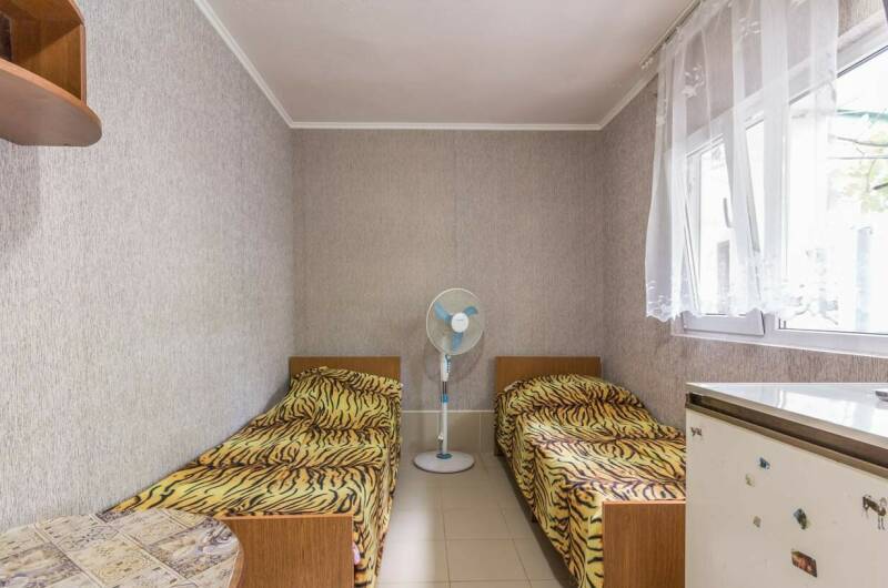 «Эконом» 4-х местный