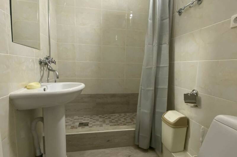 Трехместный номер с балконом