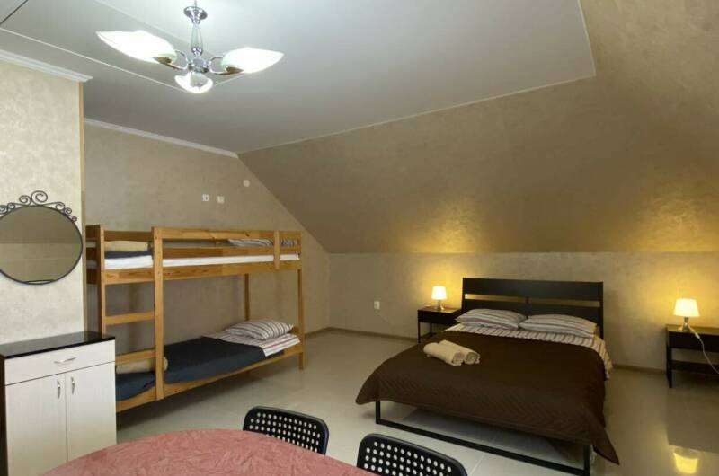 Четырехместный номер/четырехместный номер мансарда