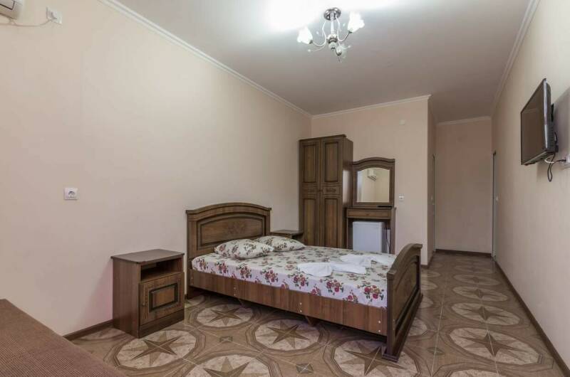 № 1 Трехместный