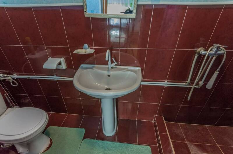 3-х мест. однокомн. номер с удобствами и кухней