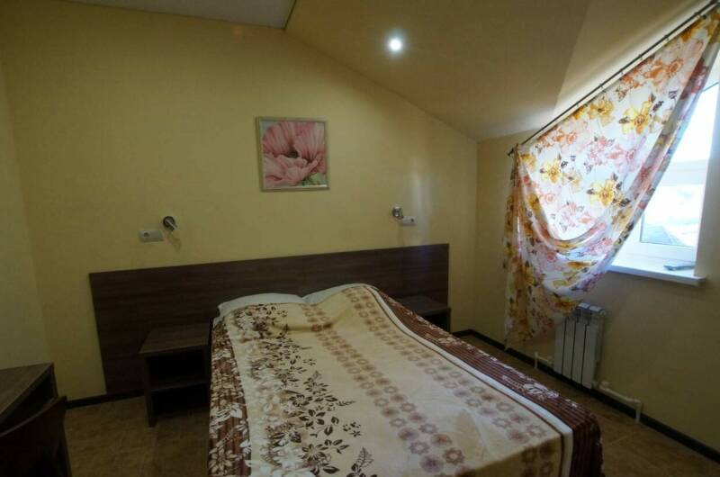 Трехместный «улучшенный» двухкомнатный с балконом