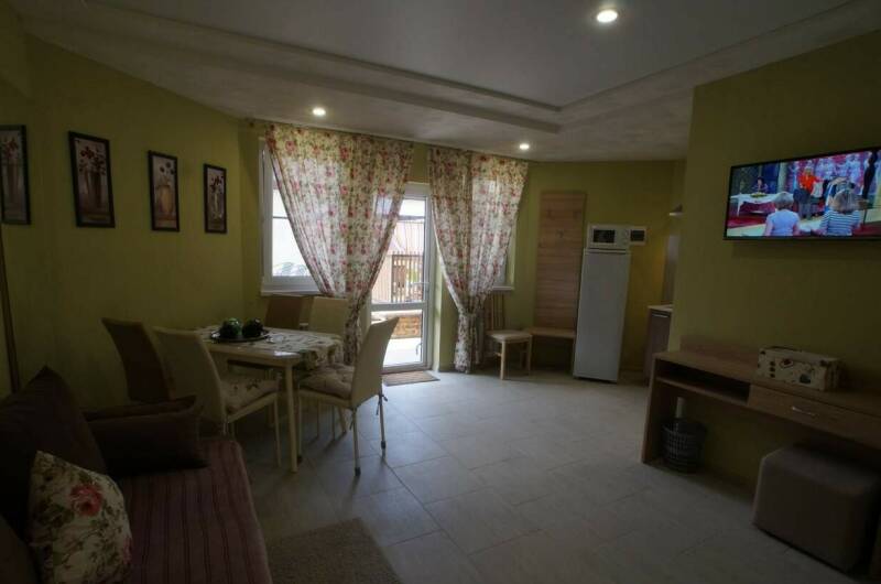 2-хэтажный 3-хкомнатный апартамент с кухней и терр