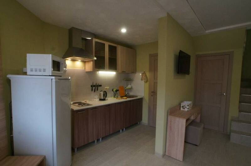 2-хэтажный 3-хкомнатный апартамент с кухней и терр