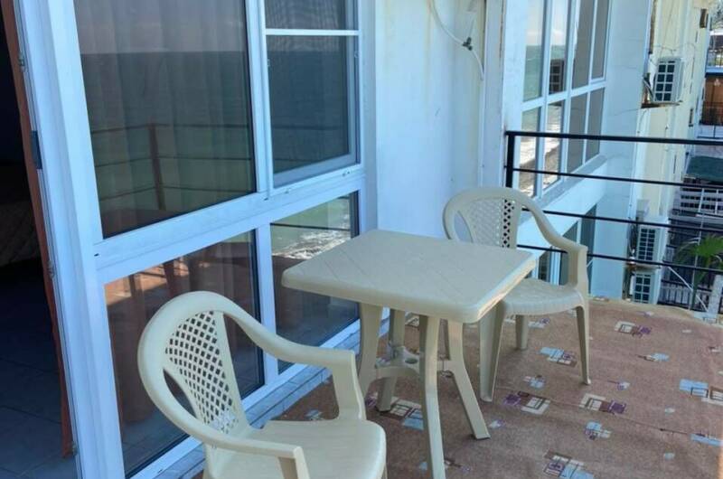 № 2 с балконом и миникухней (эллинг 28)