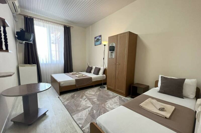 Номер № 4 Трехместный «Стандарт»