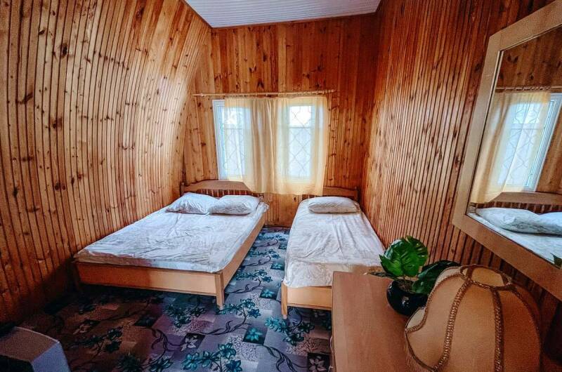 Домик 1-этажный 5-ти местный