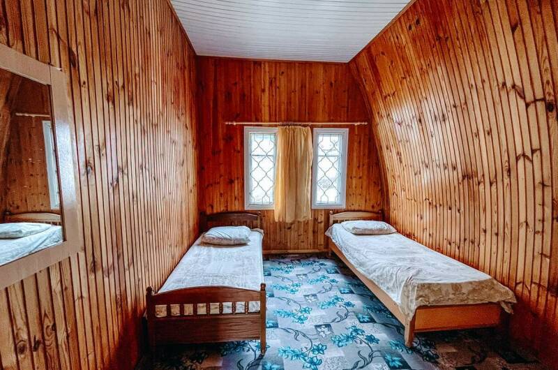 Домик 1-этажный 5-ти местный