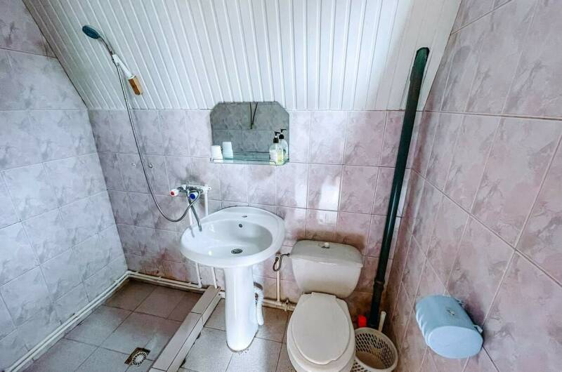 Домик 1-этажный 6-ти местный