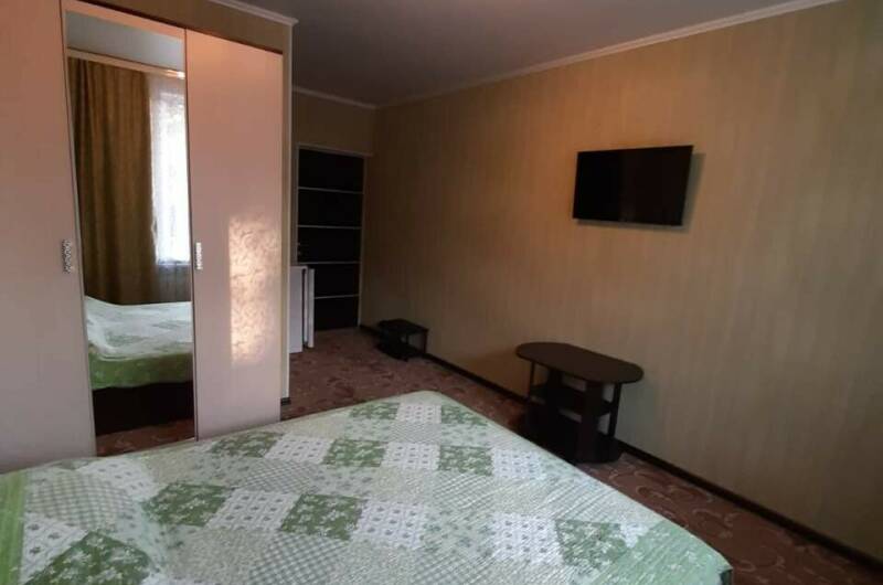 Двух местная (зеленая) на втором этаже с балконом