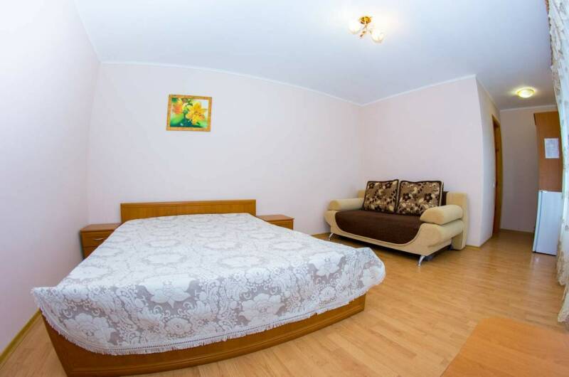 Номер «Комфорт» в коттедже на 2 этаже с балконом