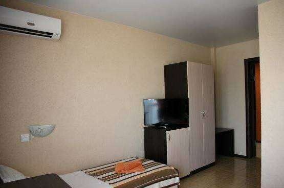 Трехместный номер с балконом