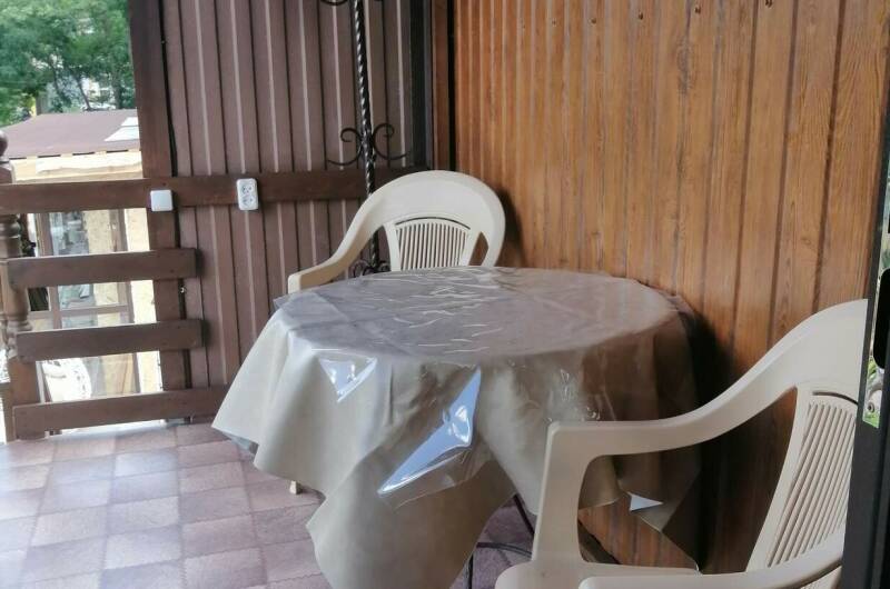 Две комнаты на втором этаже с верандой