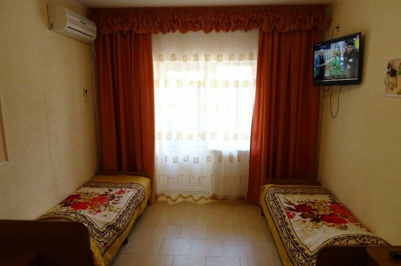 Номер на 4 места с балконом