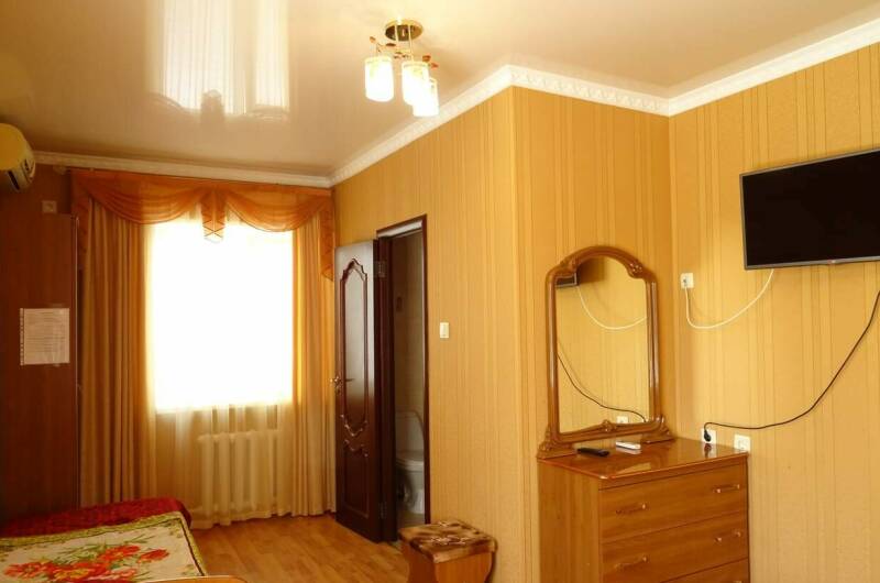 Номер на 3 места