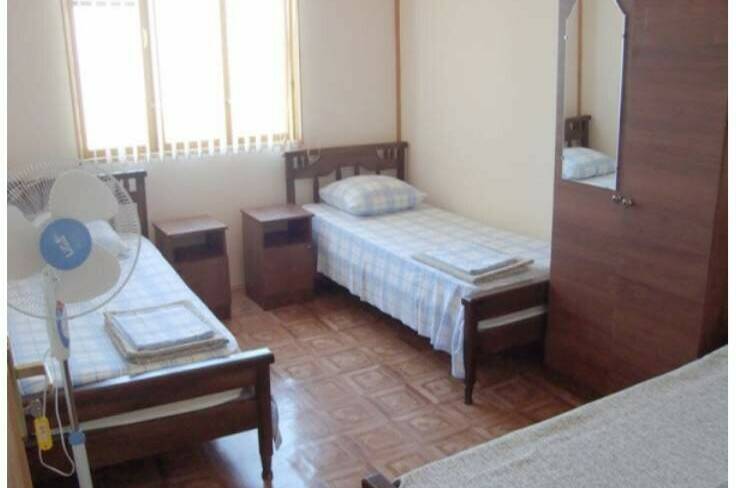 Эконом — 2-х местный номер с удобствами на этаже