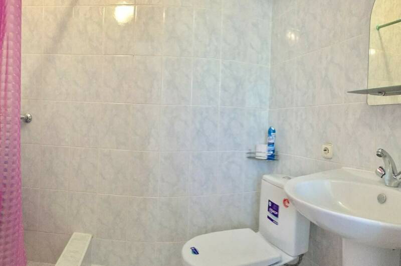 Двухкомнатный с удобствами