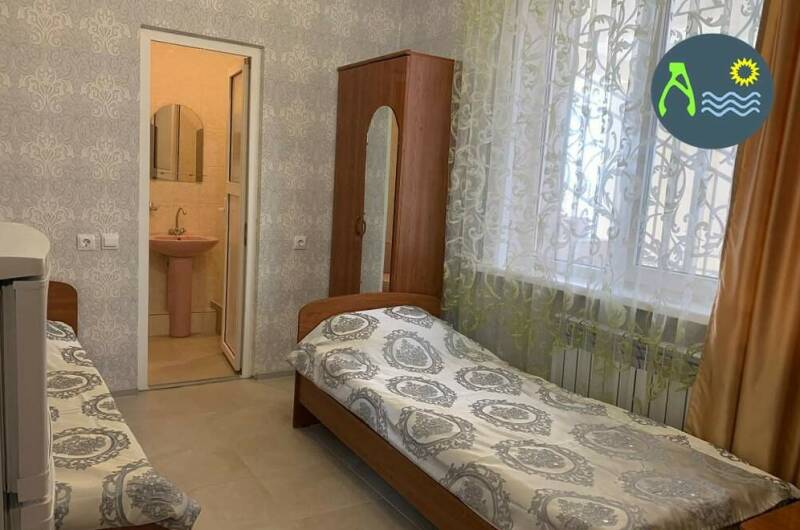 Двух местный номер с раздельной кроватью