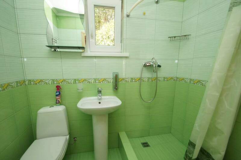 2- комнатный номер на 6 человек на 2 этаже