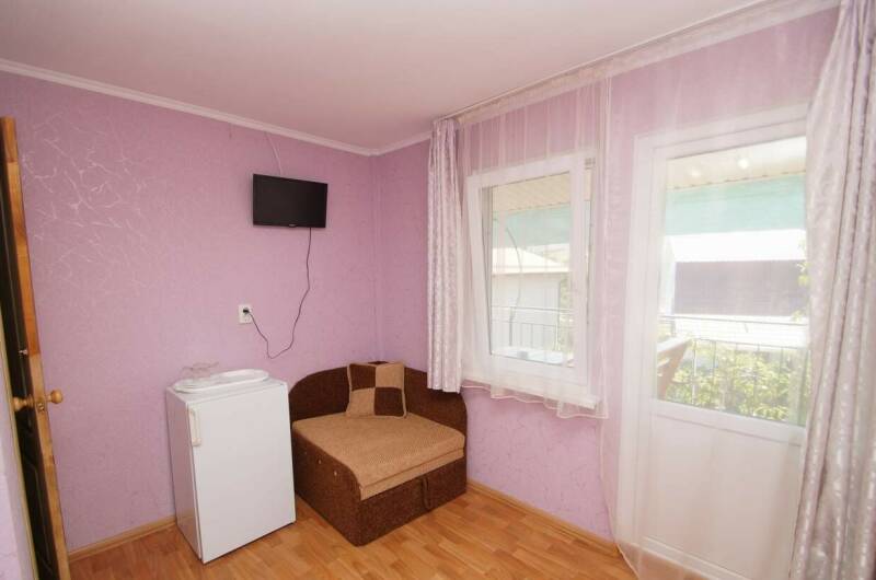 2- комнатный номер на 6 человек на 2 этаже