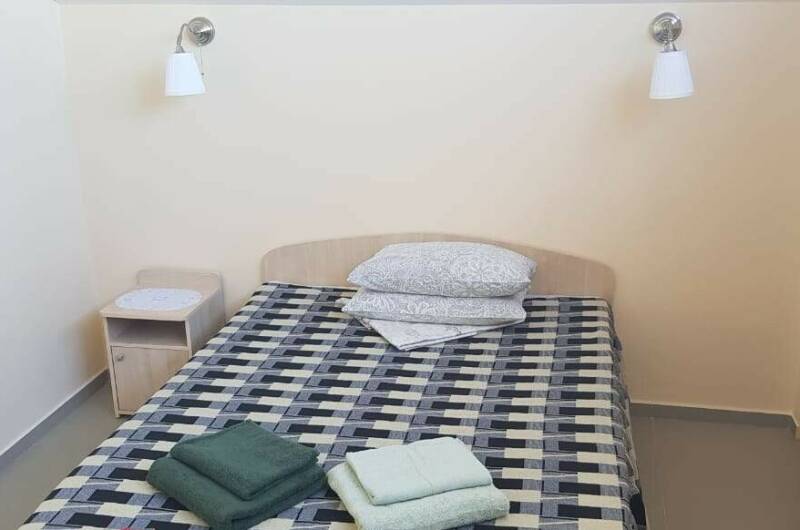 2-комнатный номер в мансарде с мини-кухней