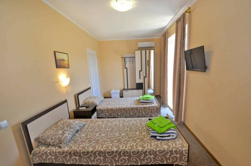 Двухместный с двумя раздельными кроватями