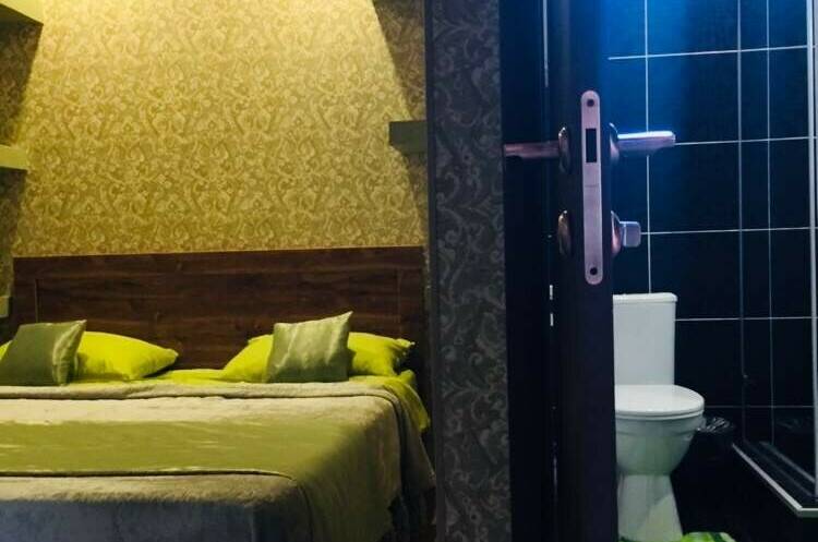 Номер люкс в двухэтажном коттедже