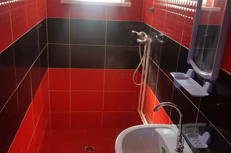 5 местный с двумя спальнями и с кухней