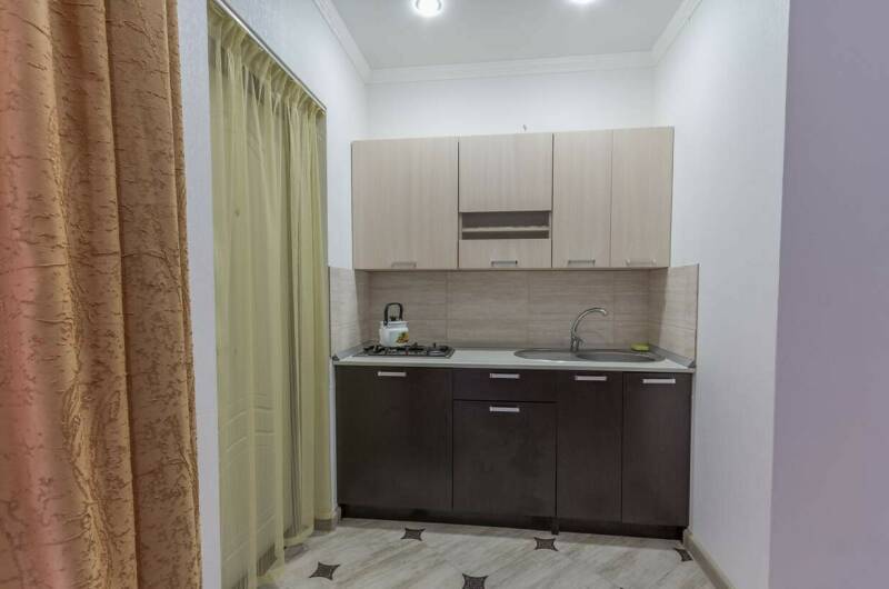 № 2 Двухкомнатный номер с кухней